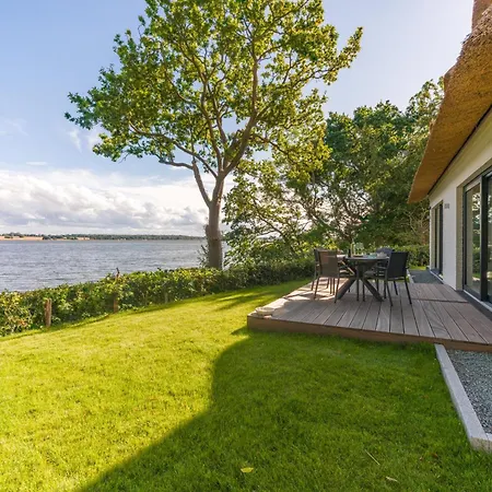 Karschau 11 Reetdachhaus Am Wasser 90m Privatufer Schlei *
