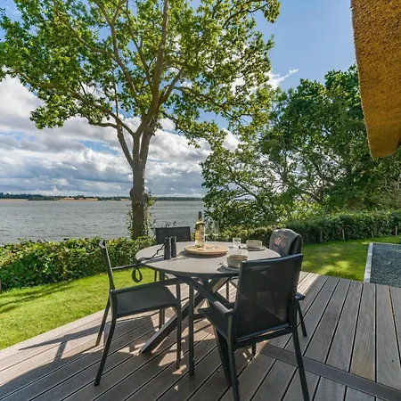 Karschau 11 Reetdachhaus Am Wasser 90m Privatufer Schlei *