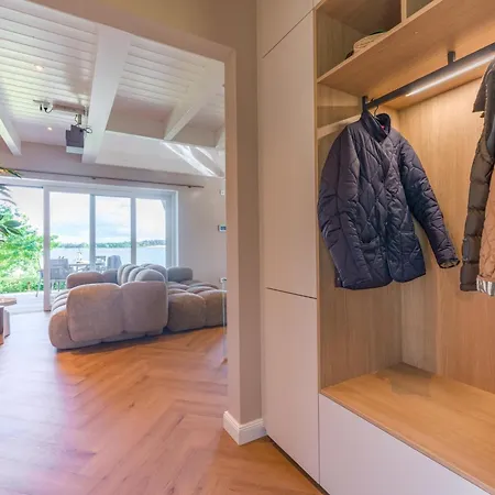 Semesterbostad Karschau 11 Reetdachhaus Am Wasser 90m Privatufer Schlei *